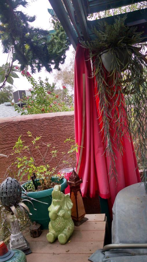 פיניקס Don'S Elegante Bed & Breakfast מראה חיצוני תמונה