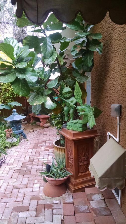 פיניקס Don'S Elegante Bed & Breakfast מראה חיצוני תמונה